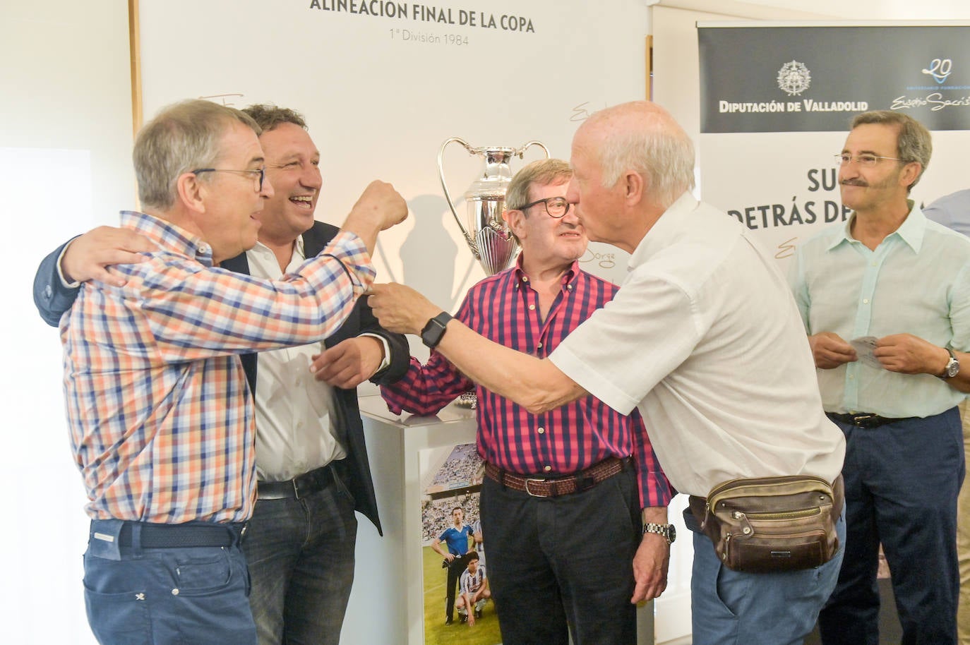 Las imágenes de la exposición &#039;Sueños detrás de un balón&#039; con Eusebio Sacristán