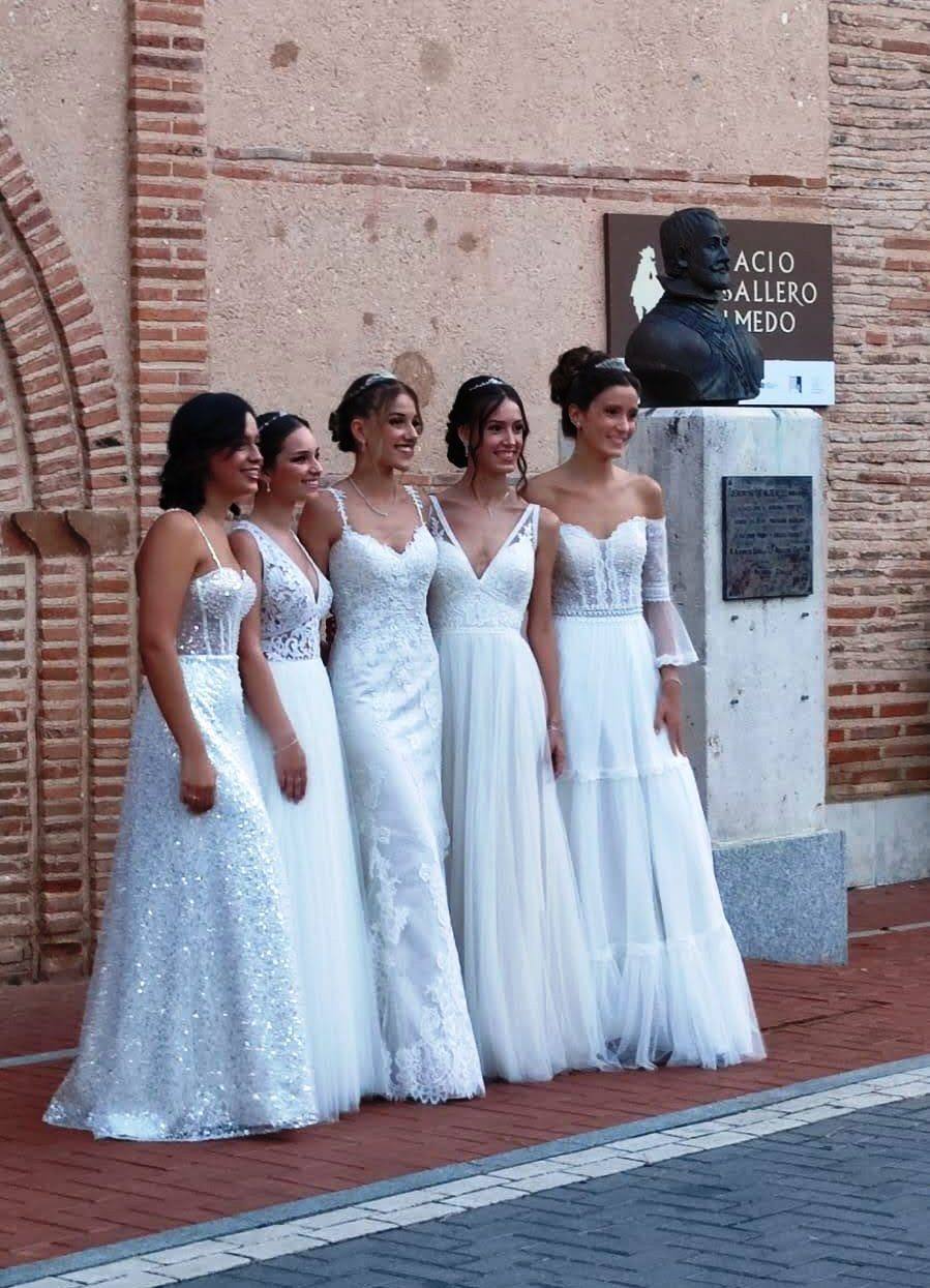 Reinas de las fiestas de Olmedo del pasado año.