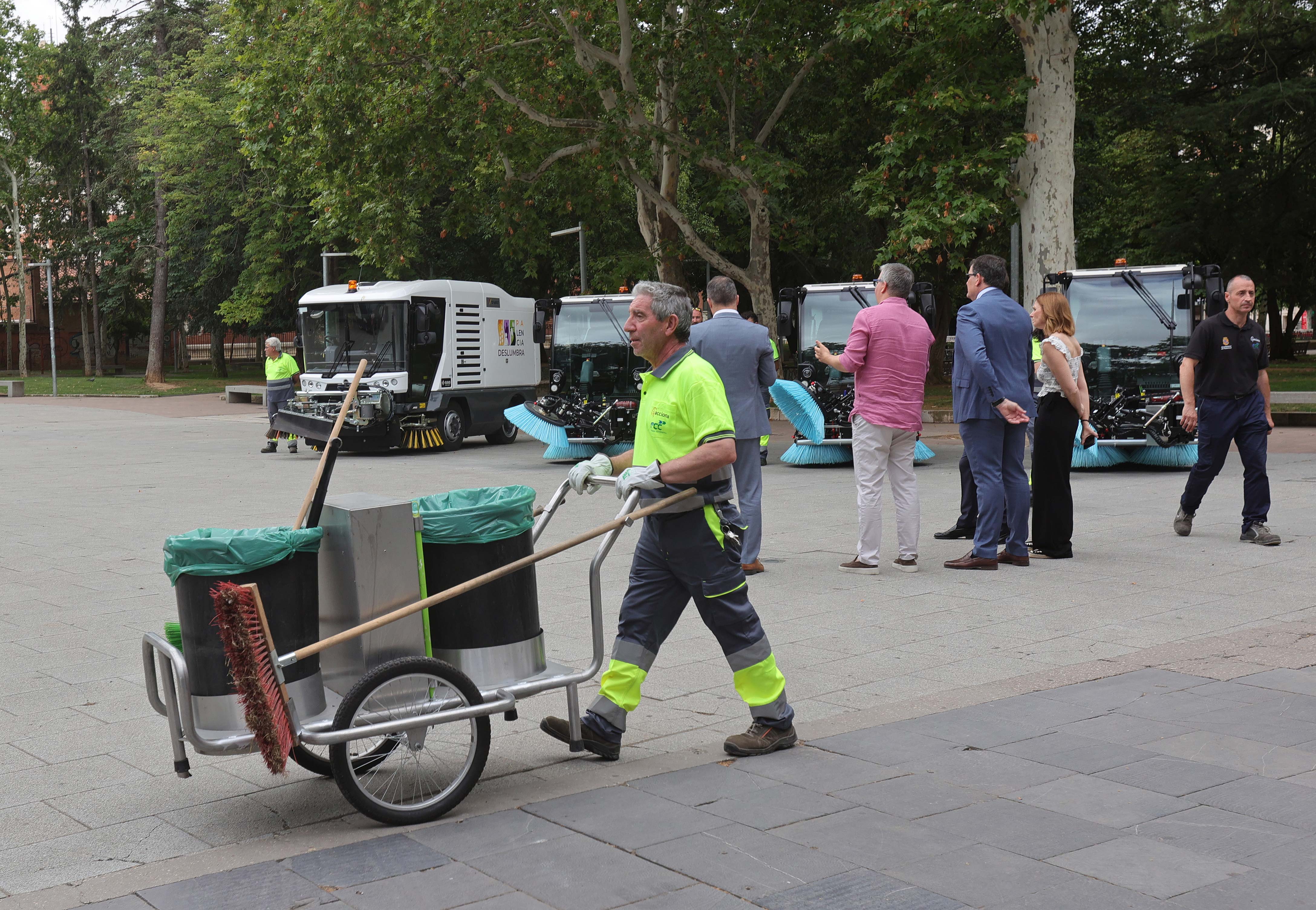 Nueva maquinaria del servicio de limpieza de Palencia