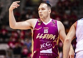 Cameron Krutwig, con la camiseta del Força Lleida.