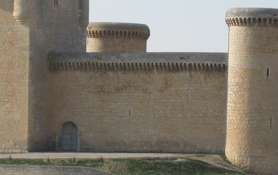 Imagen después - Torrelobatón lanza un SOS para salvar el castillo por estado crítico