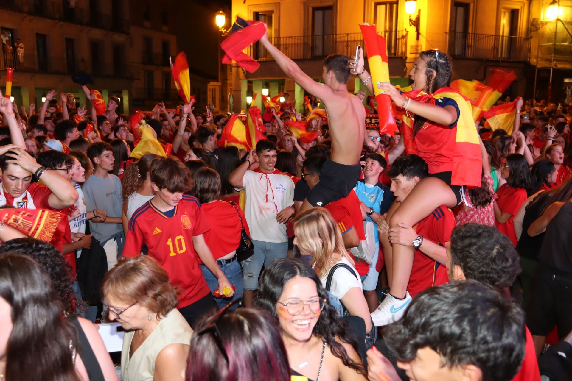 Así vivió Segovia el triunfo de España en la Eurocopa