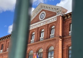 Fachada del actual Instituto Zorrilla.