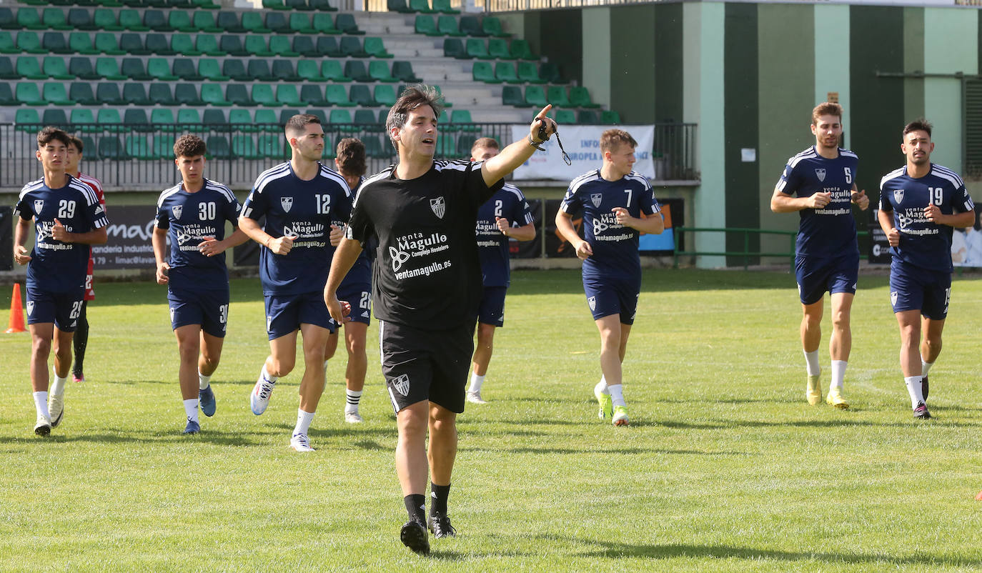 Fotos del inicio de los entrenamientos de la Segoviana