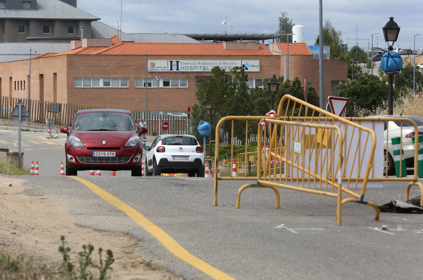 Fotografías de los cortes de tráfico en el entorno del hospital