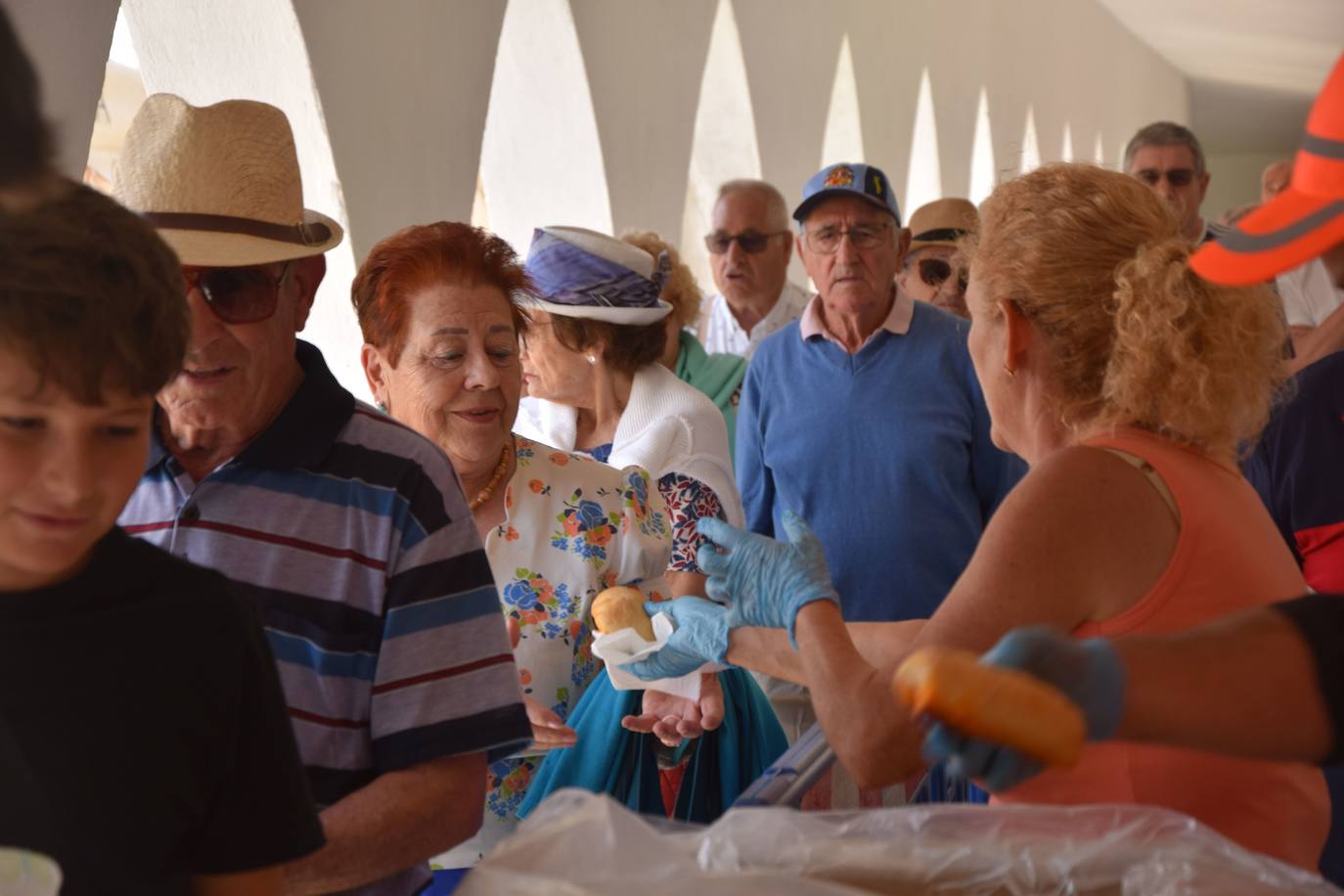 El buen tiempo acompaña a la Virgen del Carmen en Guardo