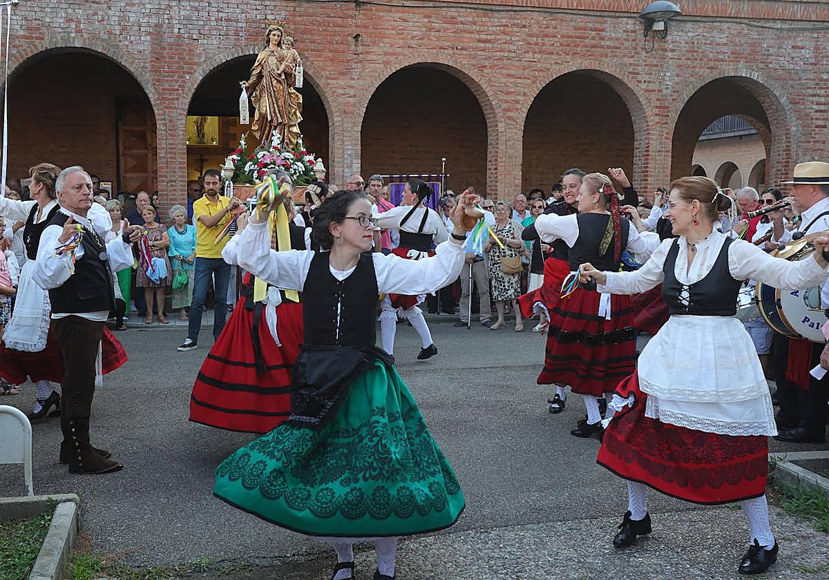 El barrio del Carmen de Palencia cierra sus fiestas