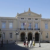 Protegen a la alcaldesa de Palencia de un hombre con esquizofrenia que pedía una reunión inmediata