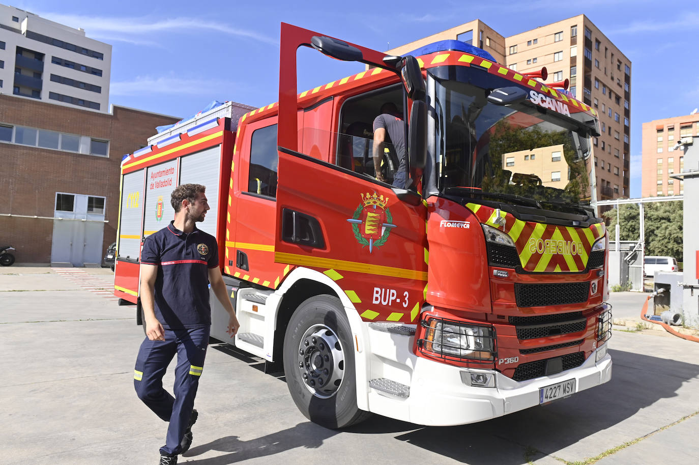 Dos camiones autobomba para la flota de vehículos de los Bomberos de Valladolid