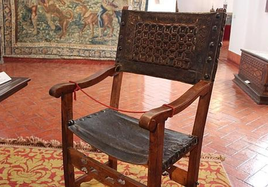 Sillón del Diablo, en el Museo de Valladolid.