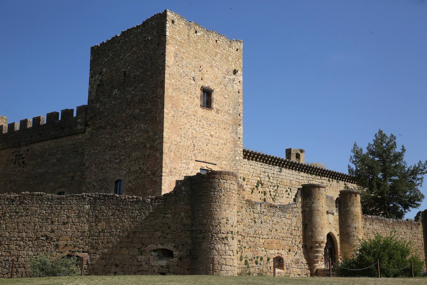 Fotografías de la visita de Luis Álvarez al castillo de Pedraza