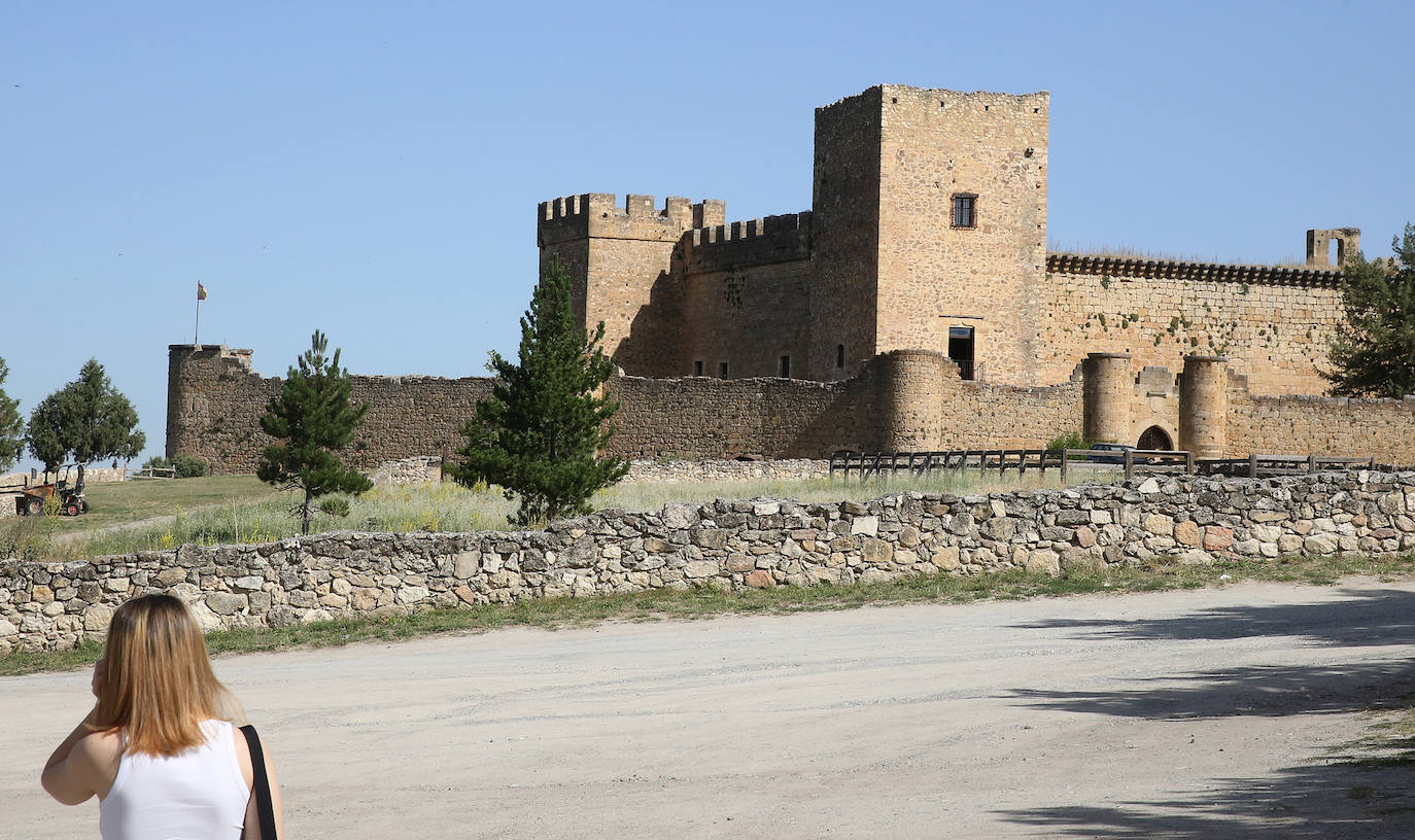 Fotografías de la visita de Luis Álvarez al castillo de Pedraza