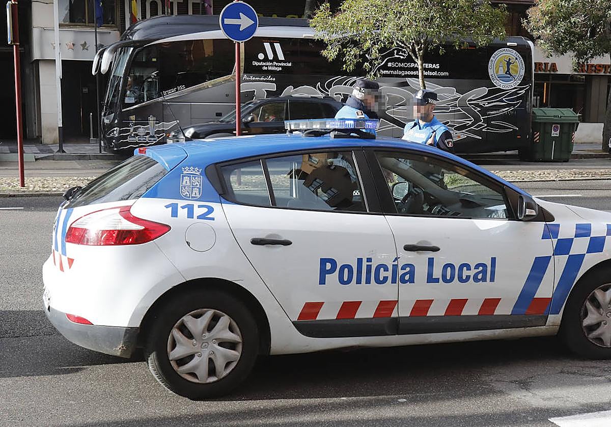 Patrulla de la Policía Local de Palencia.