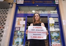 Olga Ramos, responsable de la Administración de Loterías 'El Trébol de la Suerte'.