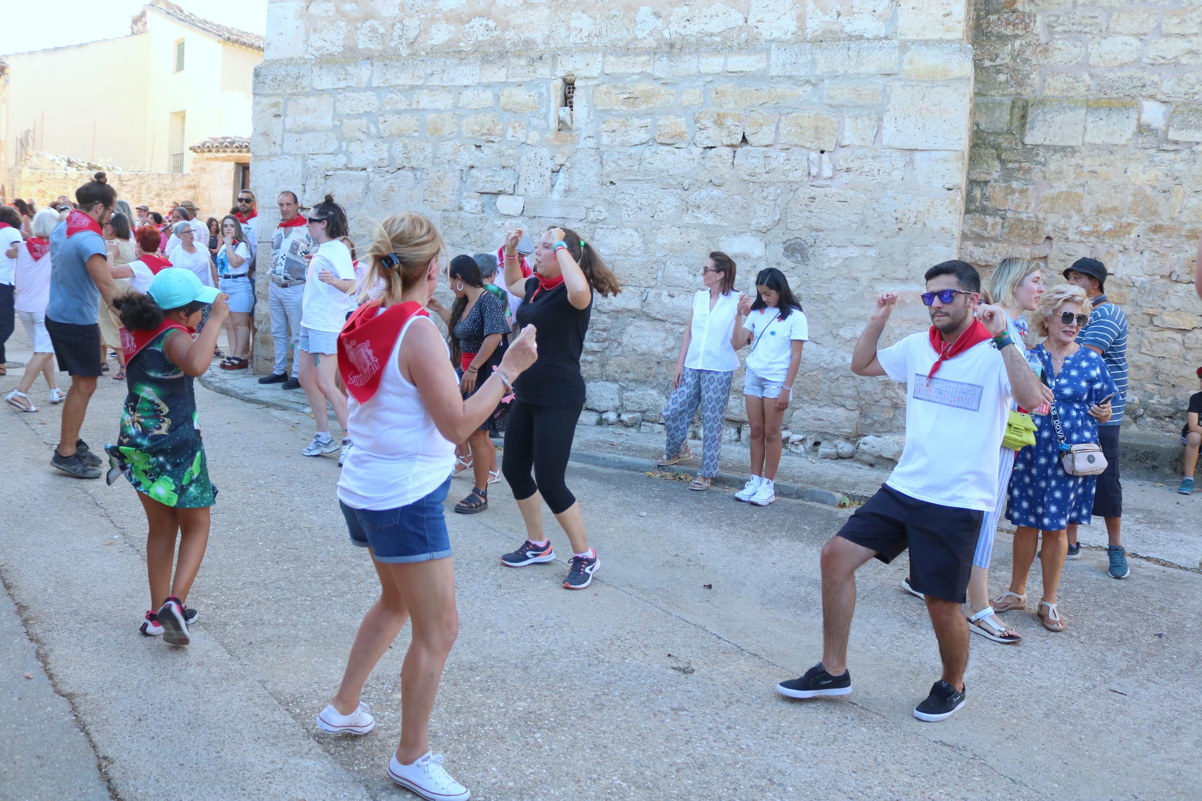 Villahán danza a Santa Marina