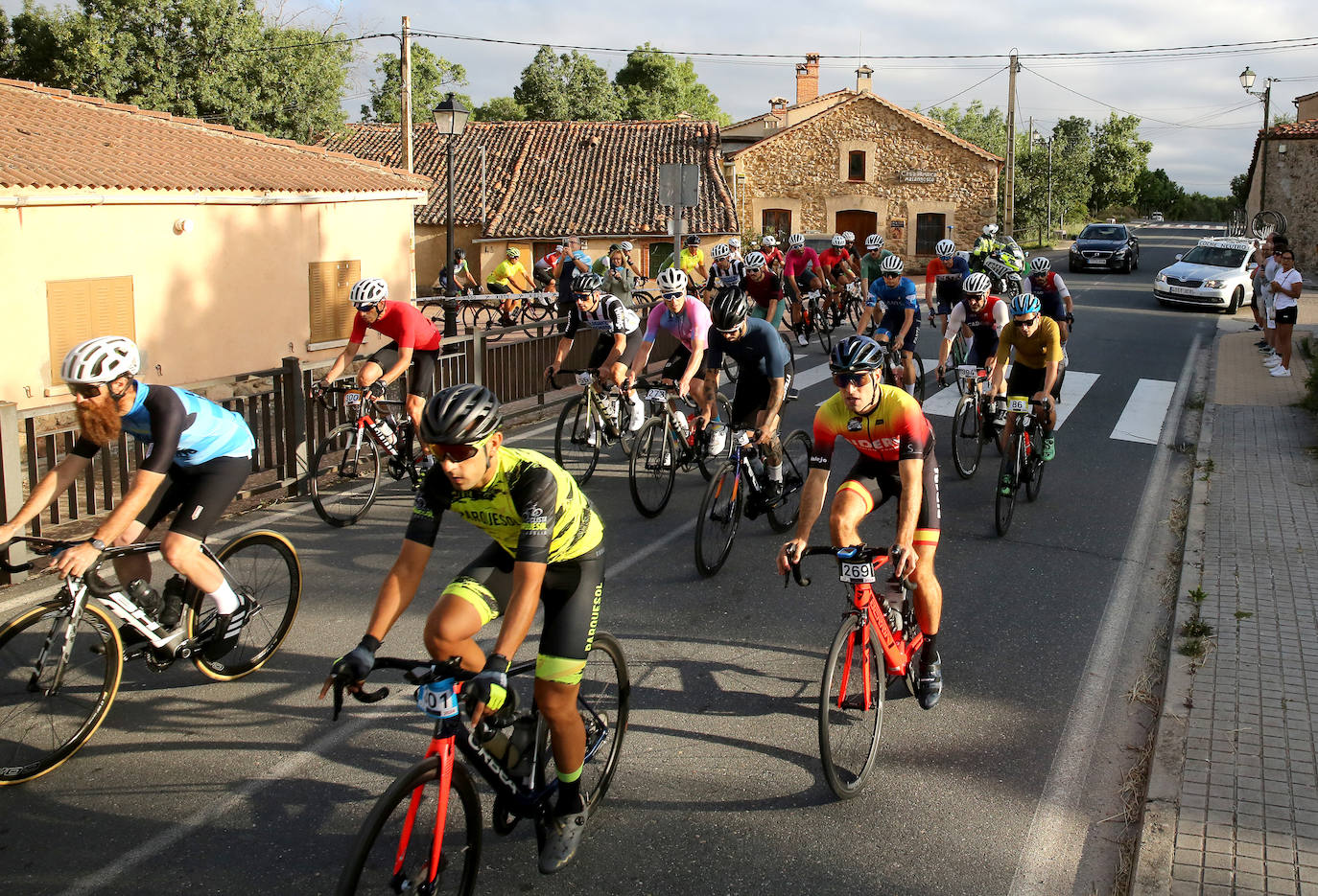 Sotosalbos, un pueblo que pedalea por Nico