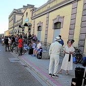 Una incidencia apea a los viajeros de un tren en Venta de Baños con 36 grados