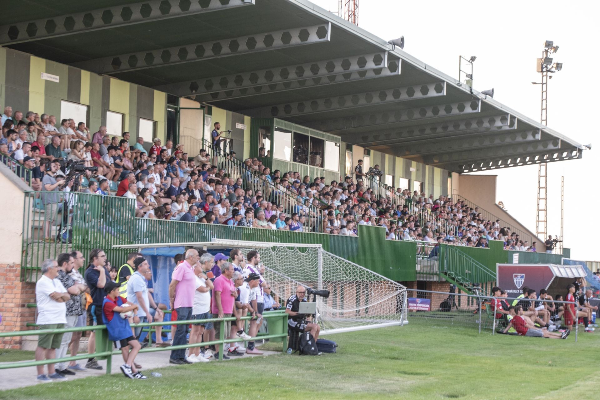 El partido entre la Segoviana y el Real Valladolid, en imágenes