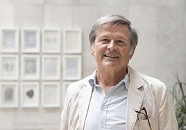 Fernando Díaz-Pinés en una sala del Muva.