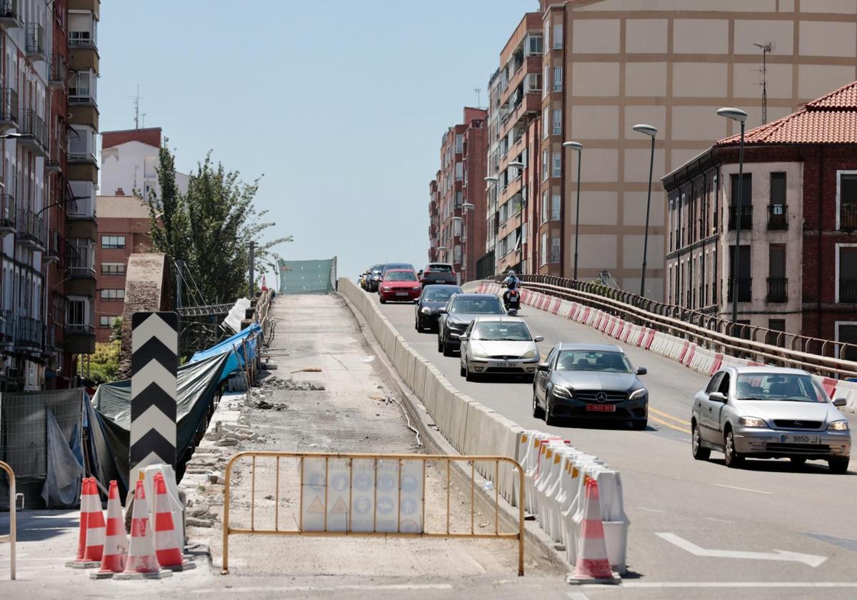 Paso del Arco de Ladrillo, en obras actualmente.