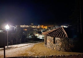 Vista nocturna de Guardo desde el Nevero.