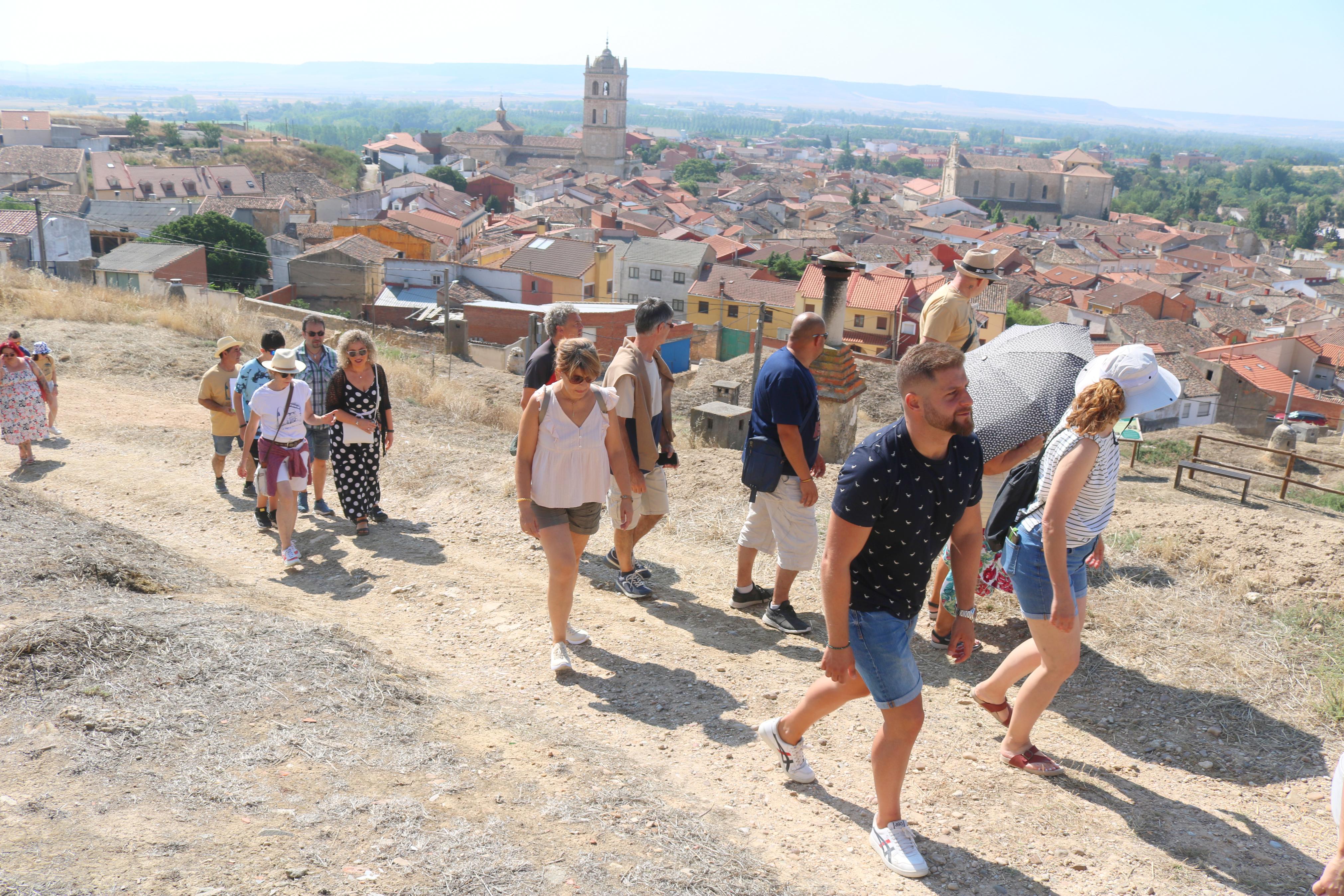 X Ruta Guiada por las Bodegas y Cuevas de Dueñas