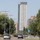 Tres heridos al atropellar una moto a un peatón en la Avenida de Salamanca