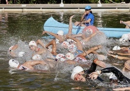 El triatlón: Ciudad de Valladolid en la playa de las Moreras