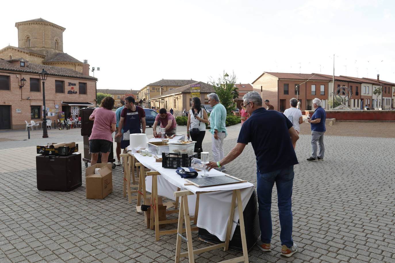 El Camino de Santiago dedica en Frómista un festival al vino