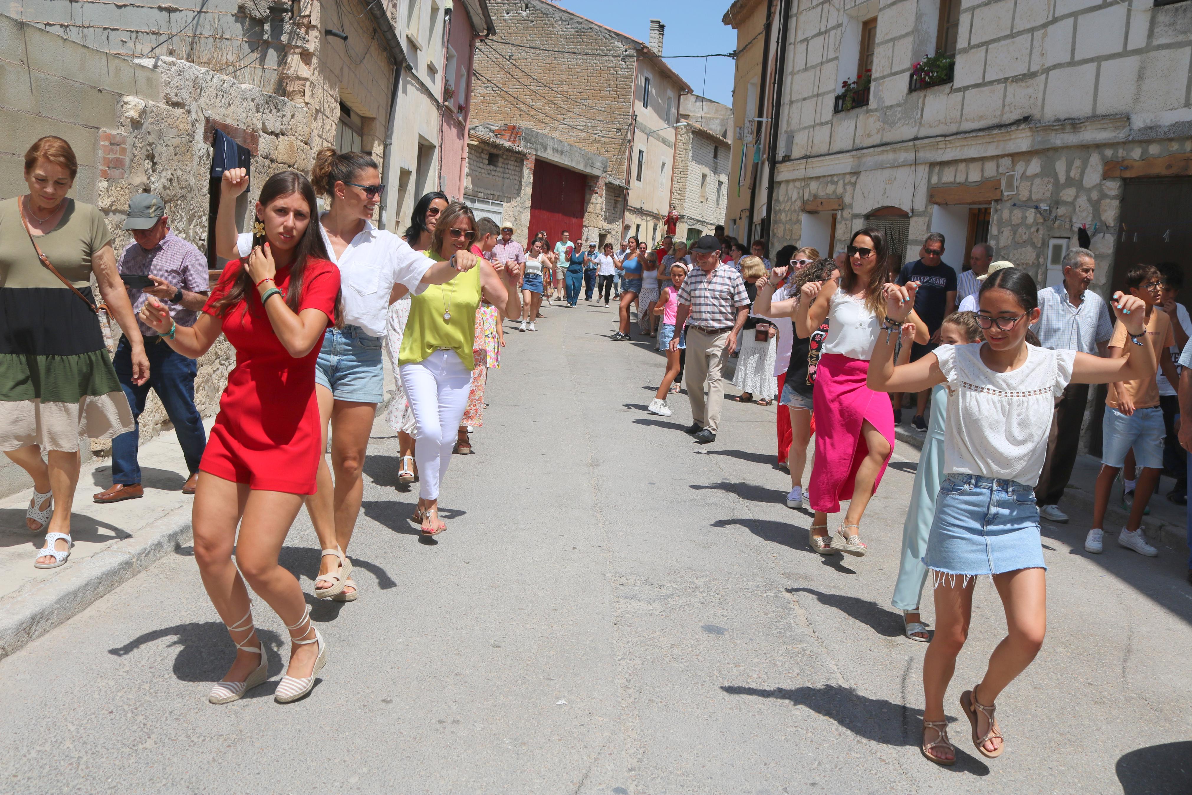 Cobos de Cerrato se rinde a San Román