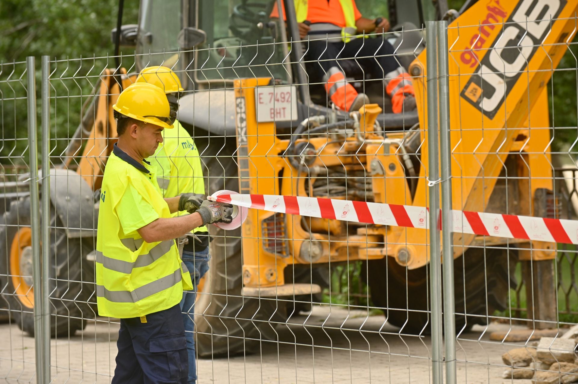 Empiezan las obras para destruir el carril bici de Isabel La Católica