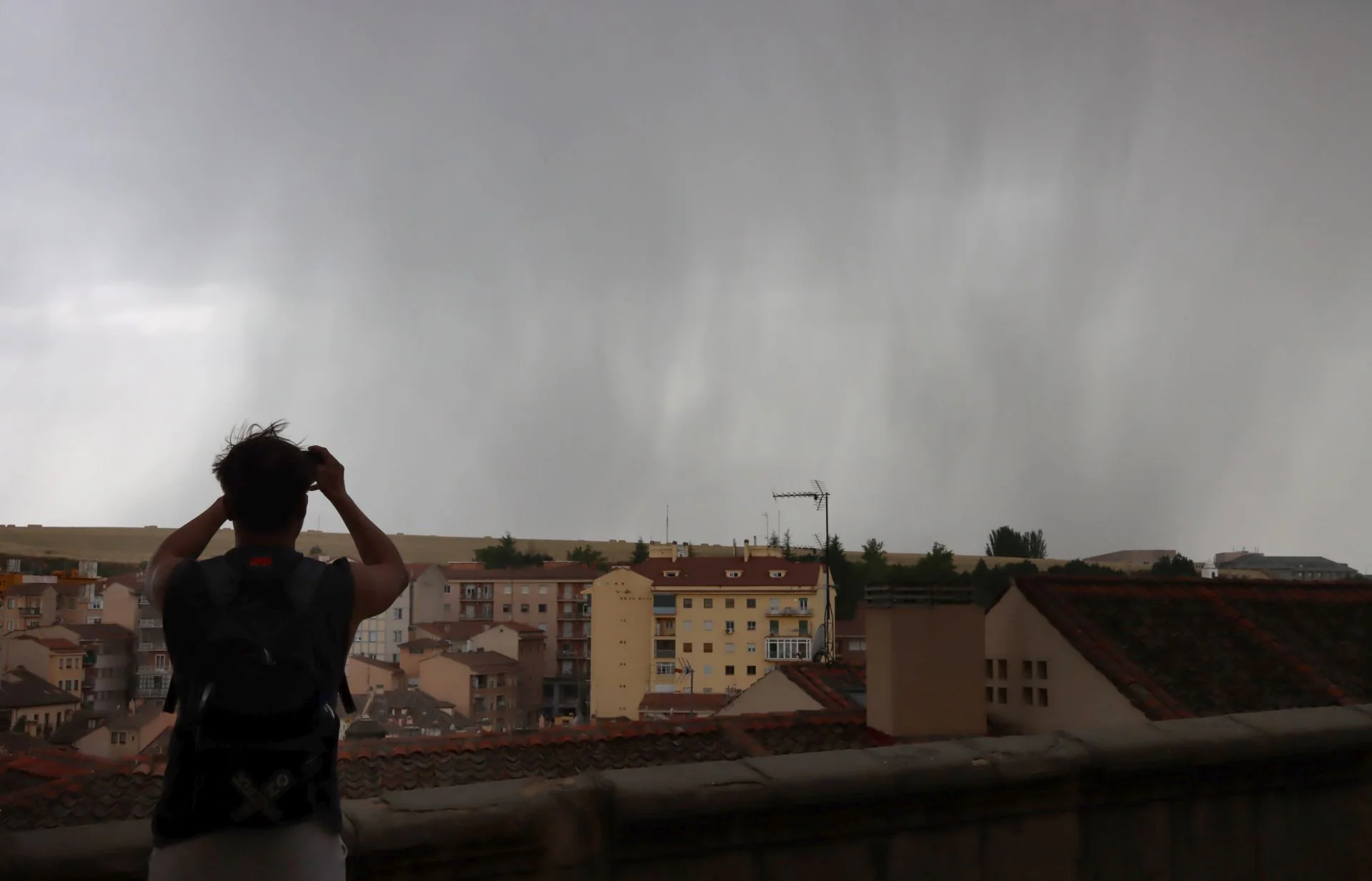 Footage of the massive storm in Segovia |  North Fortress