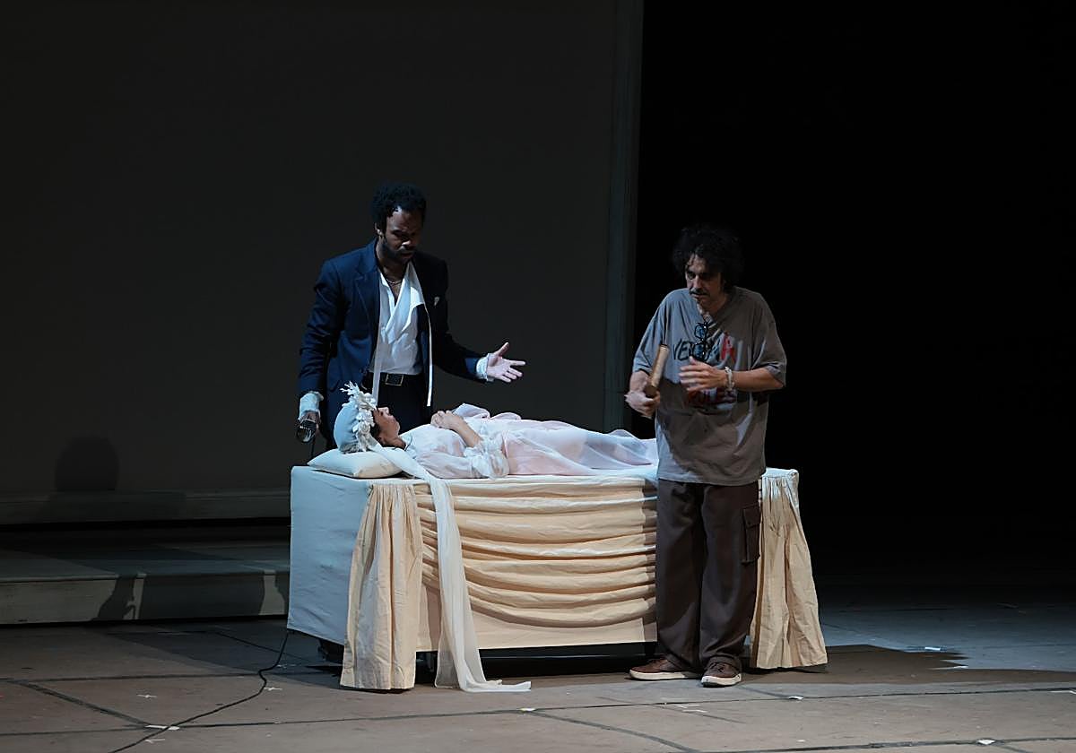 Escena de 'Los bandos de Verona', dirigida por Daniel Alonso de Santos.