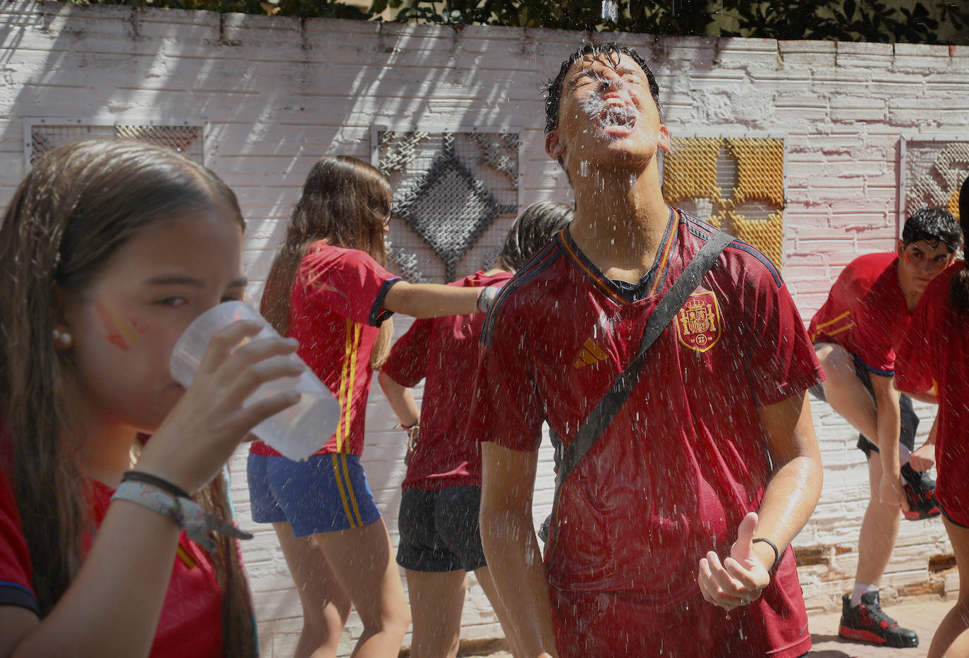 Herrera se tiñe de rojo con el LI Festival del Cangrejo