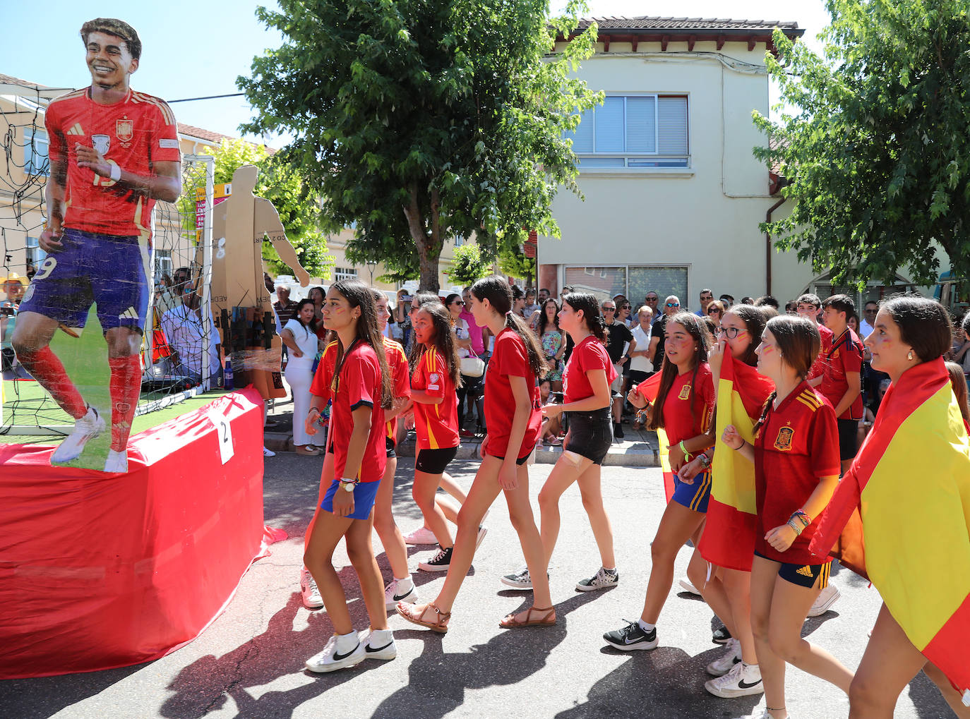 Herrera se tiñe de rojo con el LI Festival del Cangrejo