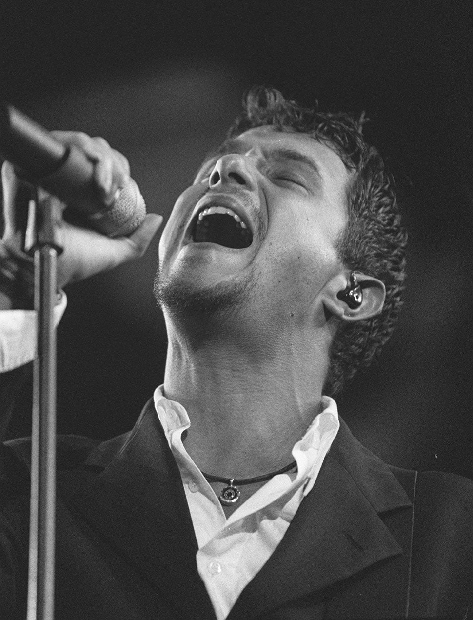 23/6/1998. Concierto de Alejandro Sanz en la Plaza de Toros de Valladolid. 