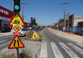 Obras paralizadas en el Polígono de Argales