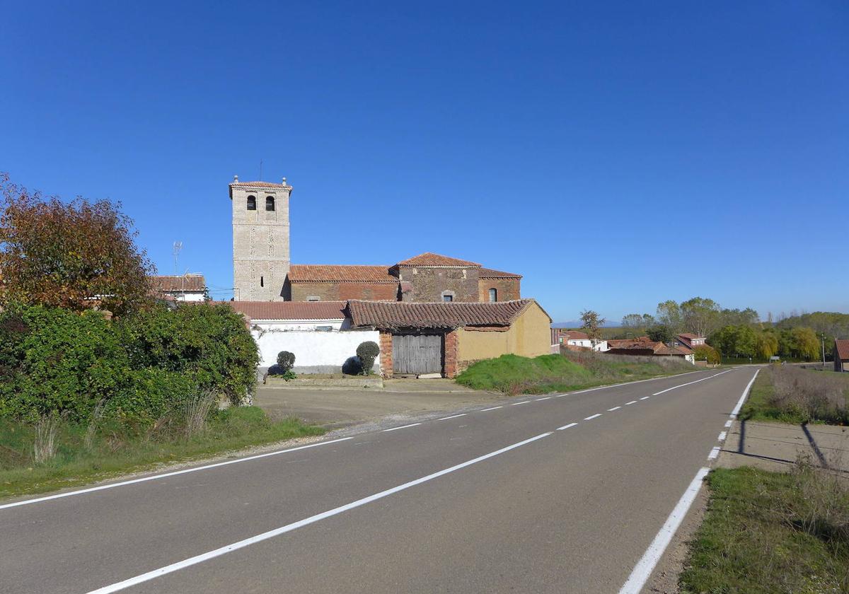 Iglesia de San Pedro y panorámica de Villota del Páramo.