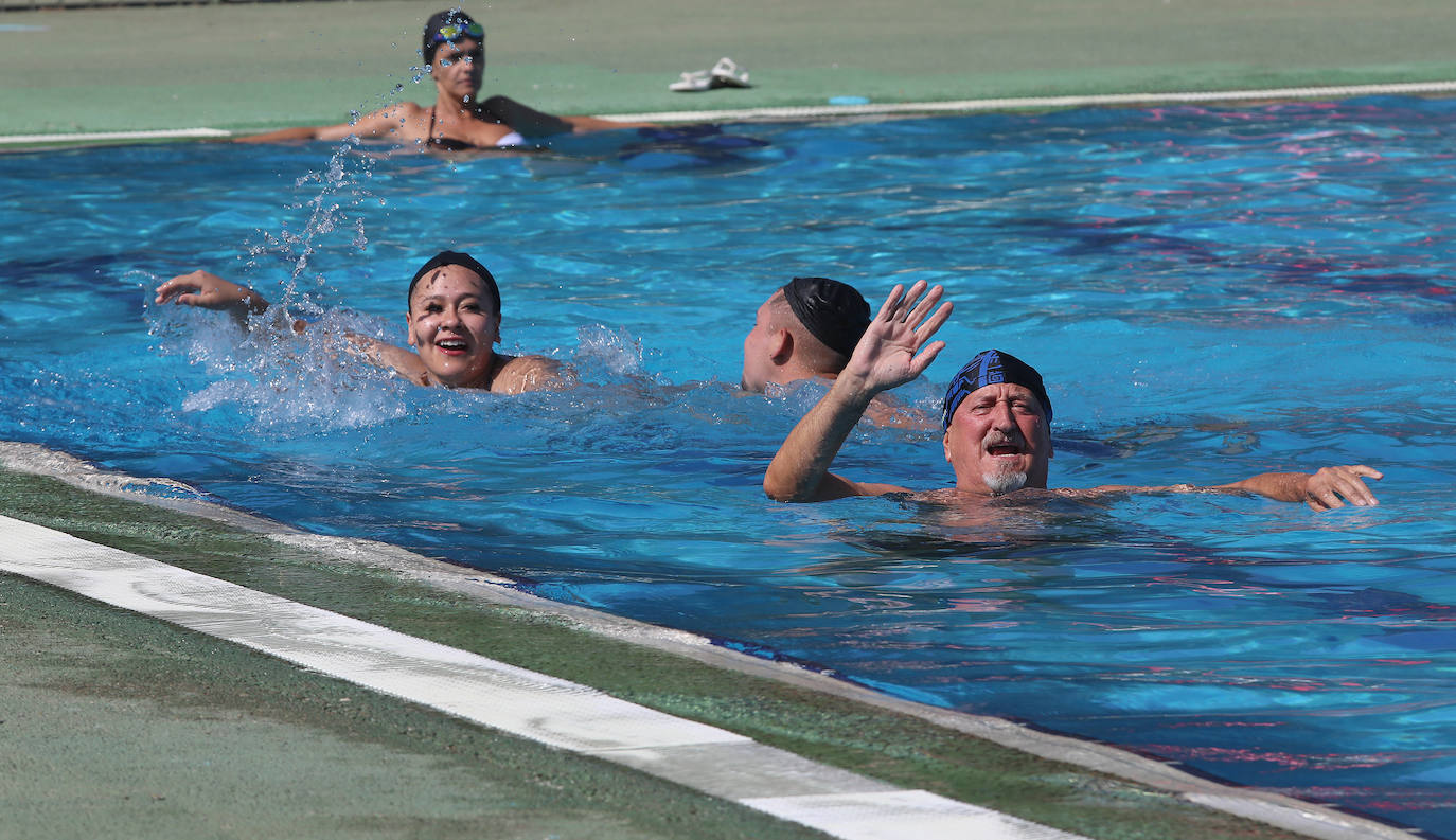 La ola de calor abarrota las piscinas de Palencia