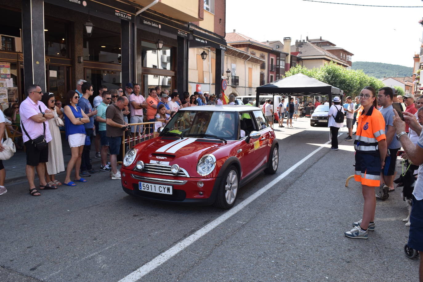 Los motores rugen en la Montaña Palentina con el Rallye de Coches Clásicos