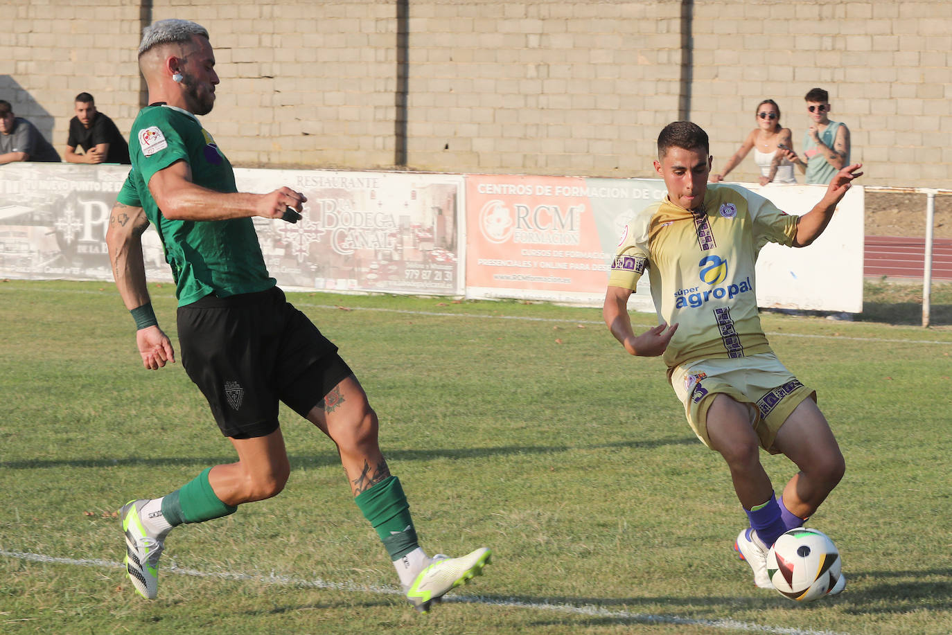 El Palencia Cristo se impone en los penaltis al Villamuriel en la Copa Diputación