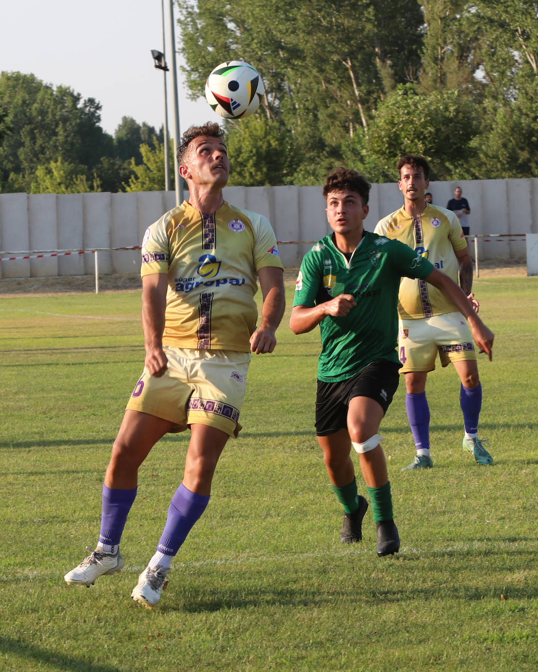 El Palencia Cristo se impone en los penaltis al Villamuriel en la Copa Diputación