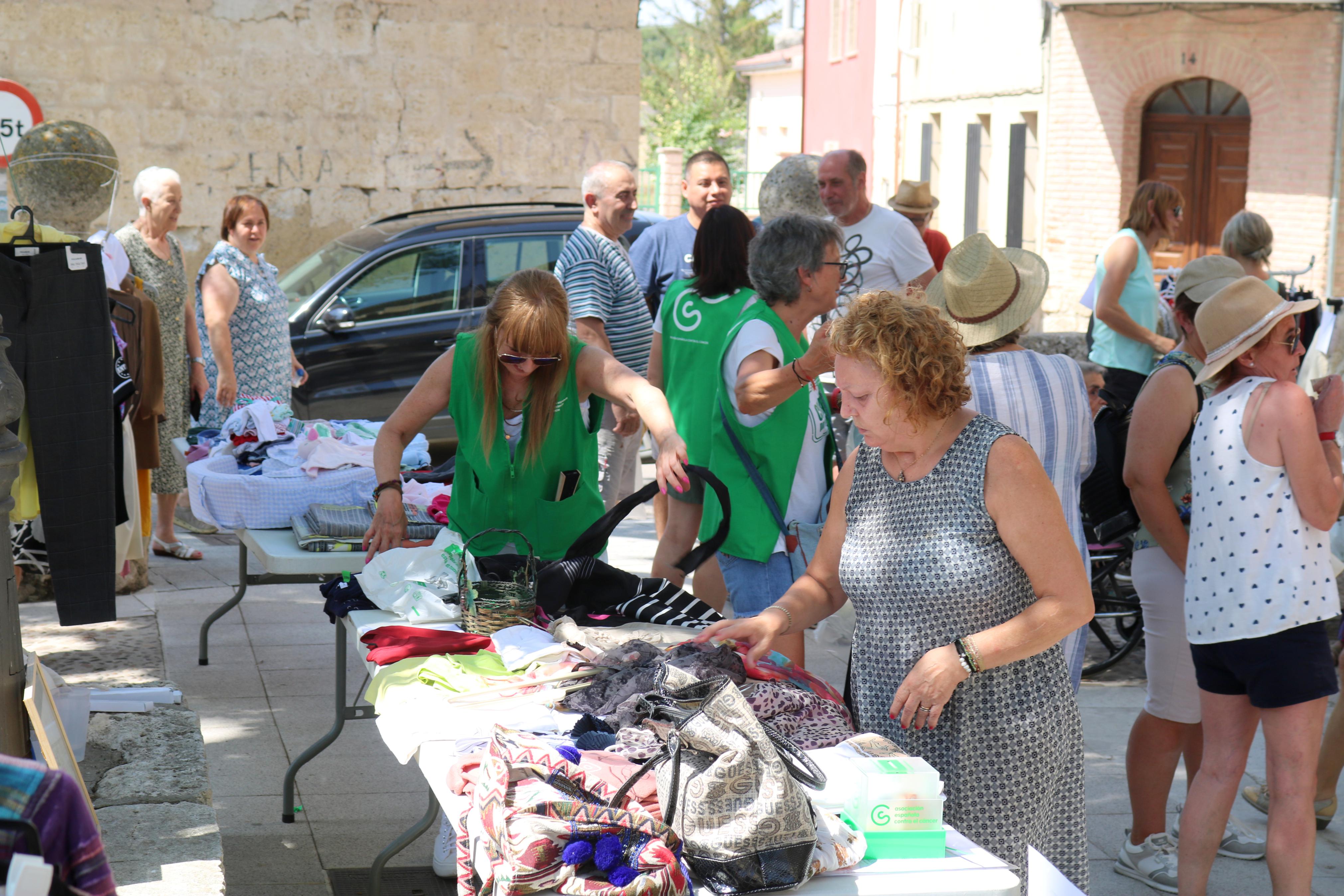 Mercado Solidario de Segunda Mano en Antigüedad