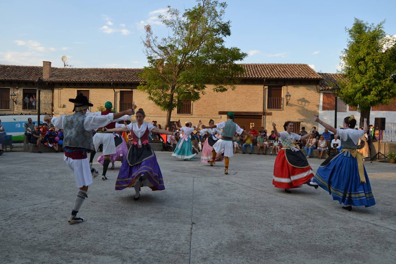 Astudillo se pone a bailar