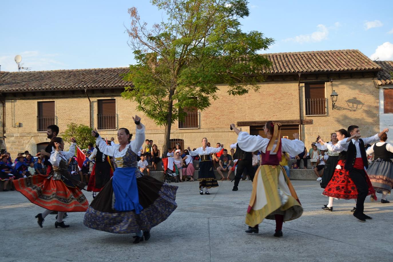 Astudillo se pone a bailar