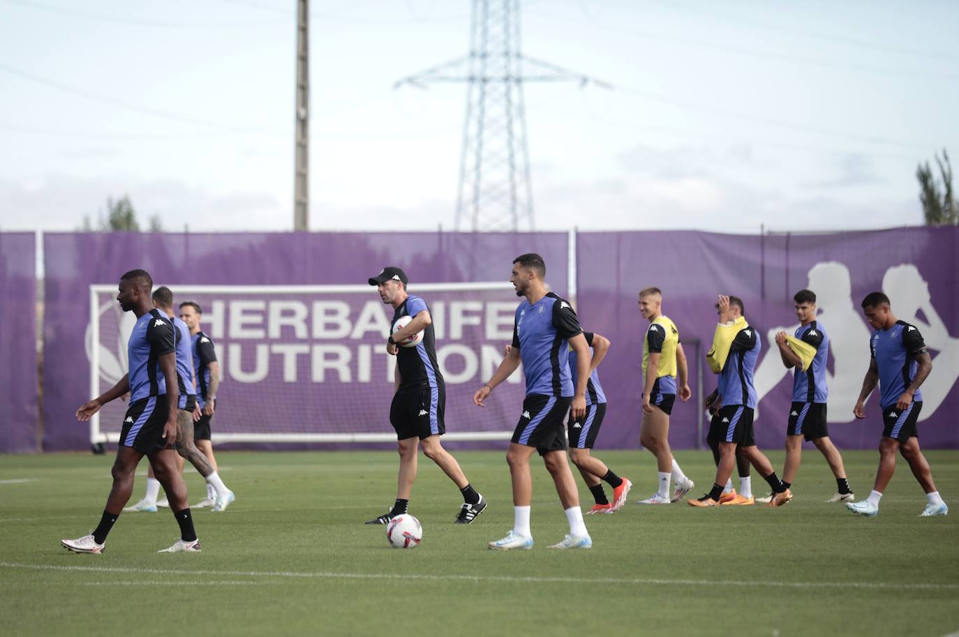 El entrenamiento a puerta abierta del Real Valladolid, en imágenes