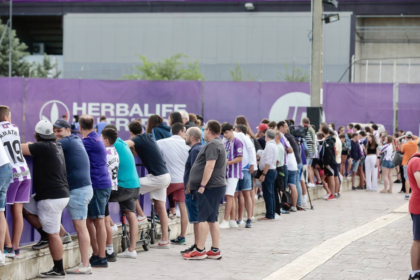 El entrenamiento a puerta abierta del Real Valladolid, en imágenes