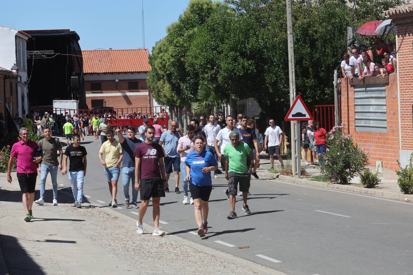 El encierro del Toro de la Bazanca, en imágenes