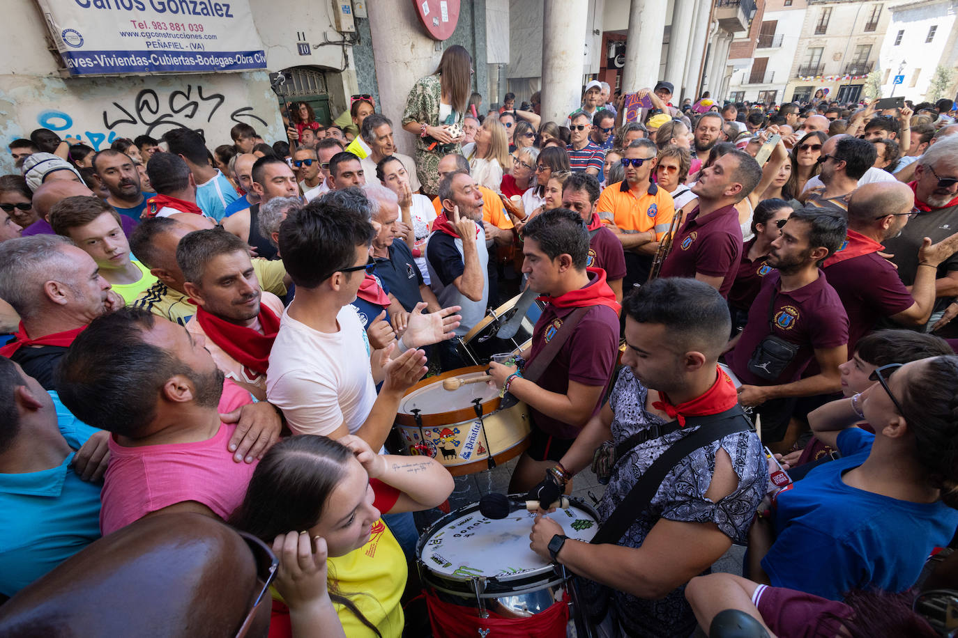 Todas las imágenes del multitudinario primer chúndara en las fiestas de Peñafiel 2024