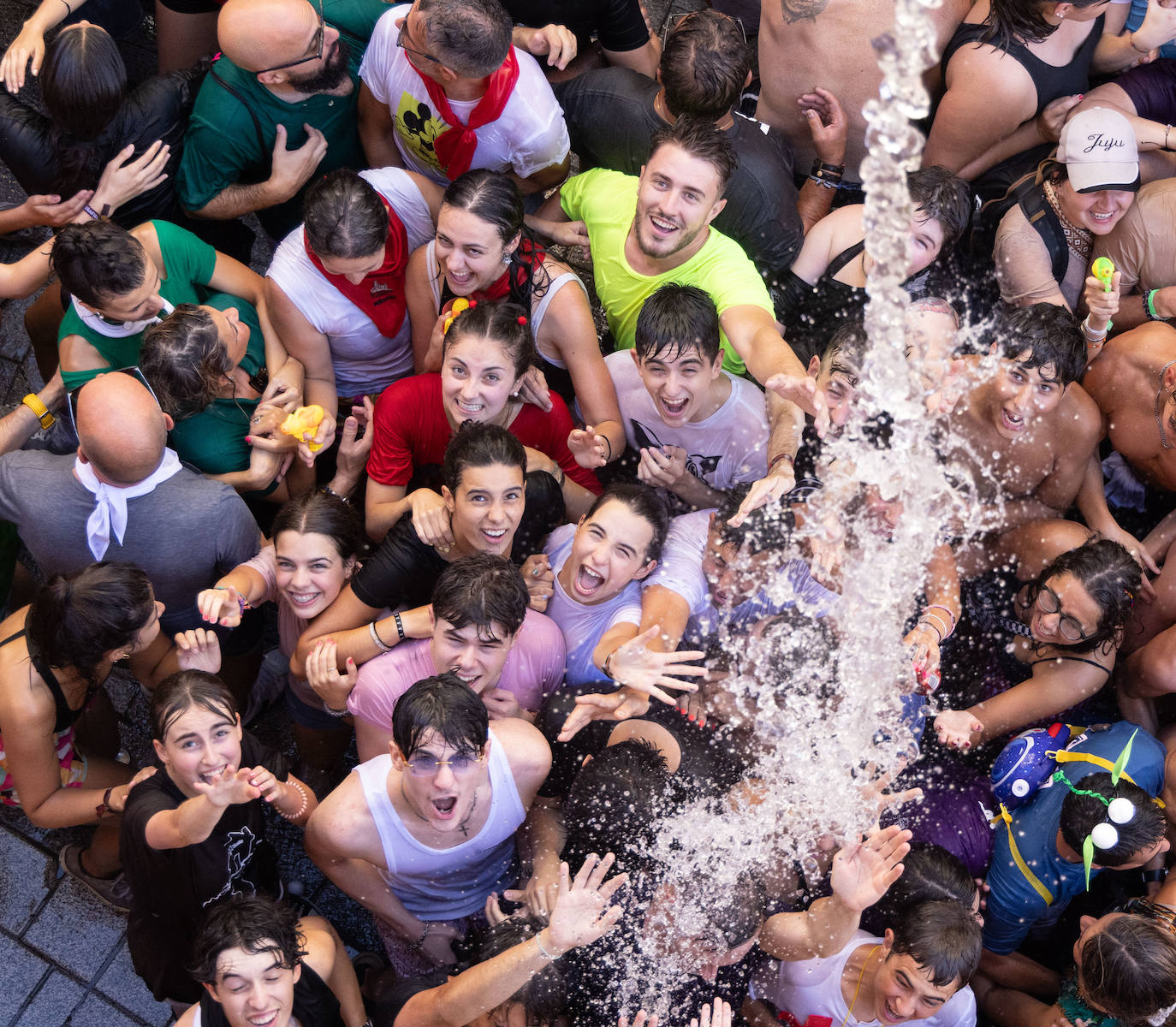 Todas las imágenes del multitudinario primer chúndara en las fiestas de Peñafiel 2024